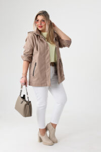 Lekka kurtka przejściowa damska duże rozmiary brązowa 42-52