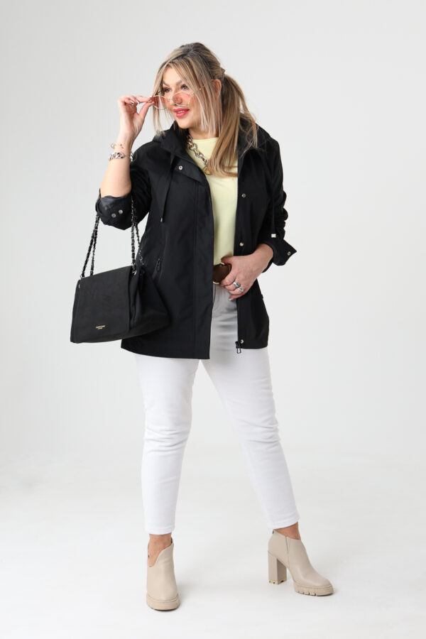 Lekka kurtka przejściowa damska duże rozmiary czarna 42-52