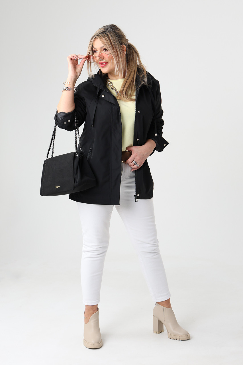 Lekka kurtka przejściowa damska duże rozmiary czarna 42-52