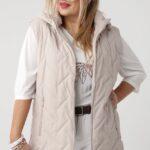 kamizelka-pikowana-damska-plus-size-z-kapturem-kremowa (5)
