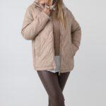 lekka-kurtka-pikowana-damska-plus-size-bezowa (5)