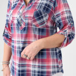 Bluzka-koszulowa-damska-plus-size-w-kratę-różowo-granatowa-44-50 (3)