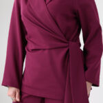 Komplet-damski-elegancki-plus-size-amarantowy-42-52 (1)