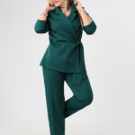 Komplet-damski-elegancki-plus-size-butelkowa-zieleń (6)