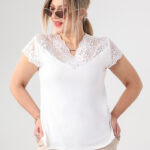 Elegancka bluzka z koronką plus size krótki rękaw biała 44-54