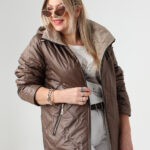 Brązowa kurtka damska przejściowa plus size z odpinanym kapturem 42-50