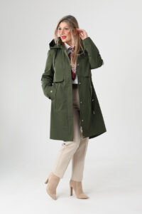 Przejściowa kurtka parka damska plus size z podpinanymi rękawami zielona 42-50