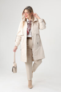 Przejściowa kurtka parka damska plus size z podpinanymi rękawami kremowa 42-50