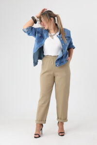 Spodnie bawełniane damskie duże rozmiary beżowe z gumką w pasie 42-52