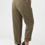 Spodnie-bawełniane-damskie-duże-rozmiary-khaki-z-gumką-w-pasie-42-52 (5)