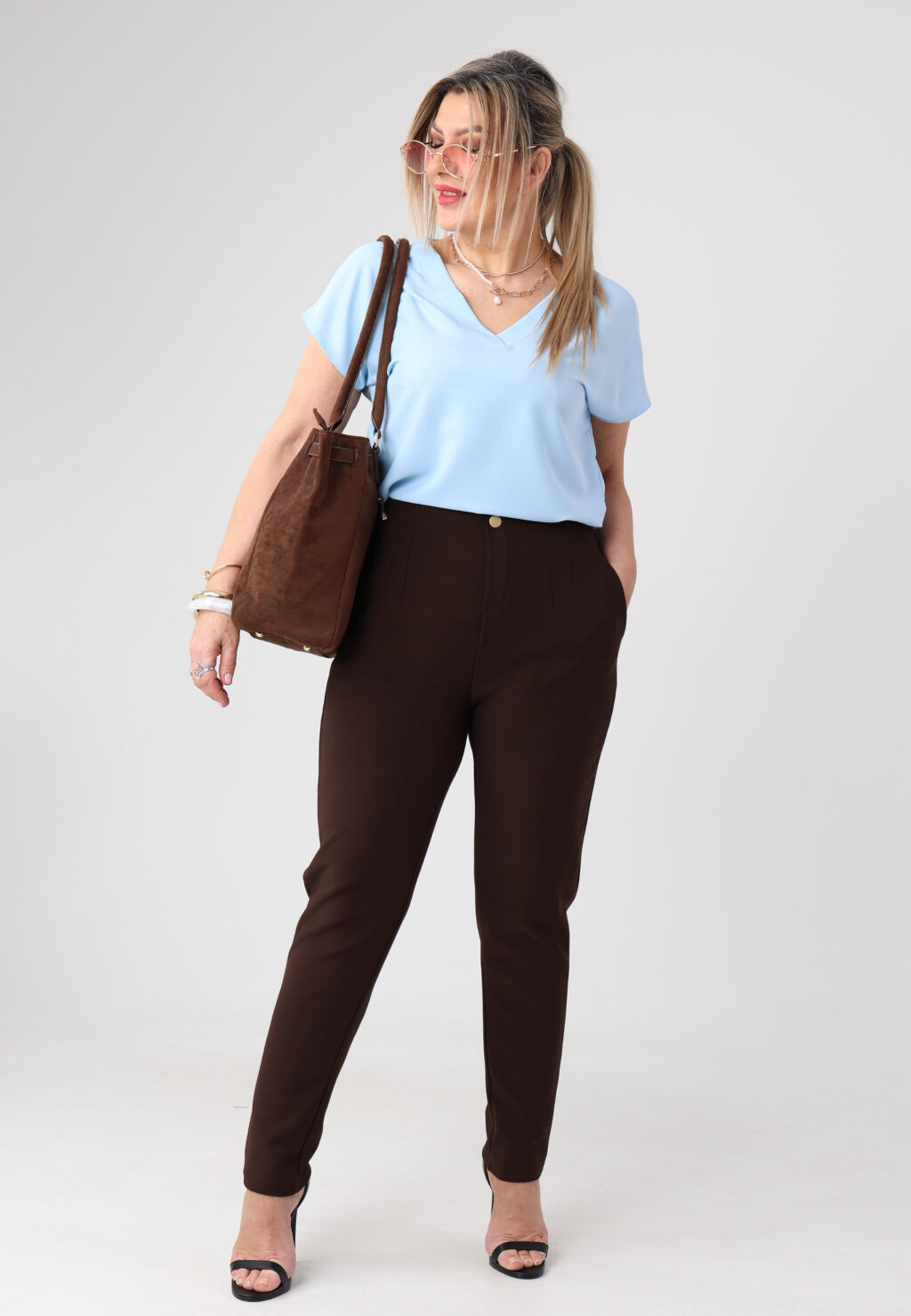 Spodnie z wysokim stanem PLUS SIZE brązowe 42-50