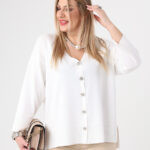 Sweterek damski plus size zapinany na guziki biały 44-48