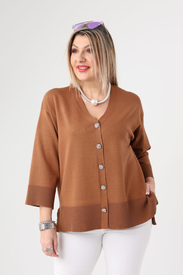 Sweterek damski plus size zapinany na guziki brązowy 44-48