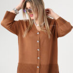 Sweterek-damski-plus-size-zapinany-na-guziki-brązowy (6)