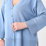 Sweterek-damski-plus-size-zapinany-na-guziki-niebieski (3)