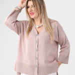 Sweterek-damski-plus-size-zapinany-na-guziki-różowy (6)