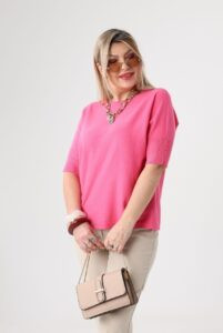 Sweterek dla puszystych amarantowy krótki rękaw