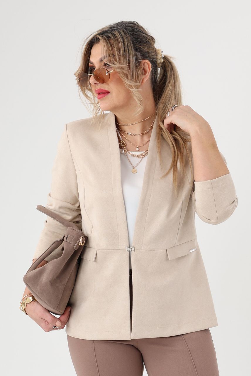 Beżowy elegancki żakiet damski duże rozmiary zamszowy 44-54
