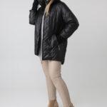czarna-kurtka-przejsciowa-damska-plus-size-ze-sciagaczami-przy-rekawach-42-50 (5)