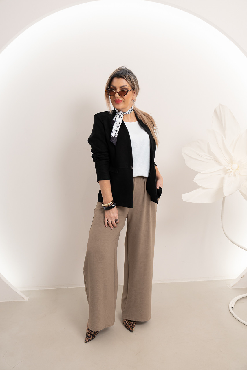 Czarny elegancki żakiet damski duże rozmiary zamszowy 44-54