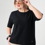 czarny-sweterek-plus-size-z-krotkim-rekawem (3)