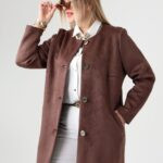 elegancki-zamszowy-plaszcz-damski-plus-size-brazowy (4)