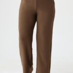 eleganckie-spodnie-materialowe-plus-size-damskie-brazowe (2)