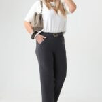 Eleganckie spodnie damskie dla puszystych z prostą nogawką