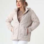 kremowa-kurtka-przejściowa-damska-plus-size-z-odpinanym-kapturem-42-52 (1)