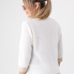 lniany-sweterek-plus-size-z-kwiatkiem-kremowy (2)