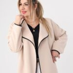Beżowa narzutka plus size elegancka