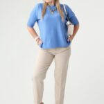 niebieski-sweterek-plus-size-z-krotkim-rekawem (3)