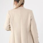 zamszowa-narzutka-damska-plus-size-bezowa (2)