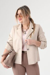 Marynarka damska duże rozmiary beżowa zamszowa