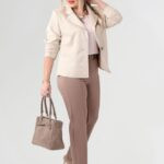 zamszowy-zakiet-damski-duze-rozmiary-bezowy (5)