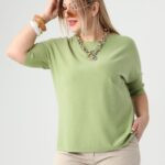 Sweterek dla puszystych zielony krótki rękaw