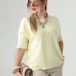 Sweterek dla puszystych żółty krótki rękaw