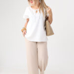 Bluzka-damska-duże-rozmiary-z-haftem-i-krótkim-rękawem-biała (1)