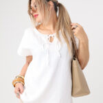 Bluzka-damska-duże-rozmiary-z-haftem-i-krótkim-rękawem-biała (6)