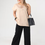 Bluzka-damska-duże-rozmiary-z-haftem-i-krótkim-rękawem-kremowa (5)