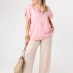 Bluzka-damska-duże-rozmiary-z-haftem-i-krótkim-rękawem-różowa (1)