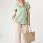 Bluzka-damska-duże-rozmiary-z-haftem-i-krótkim-rękawem-zielona (1)
