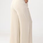 Letnie-spodnie-damskie-duże-rozmiary-z-szerokimi-nogawkami-beżowe (3)