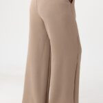 Letnie-spodnie-damskie-duże-rozmiary-z-szerokimi-nogawkami-brązowe (4)