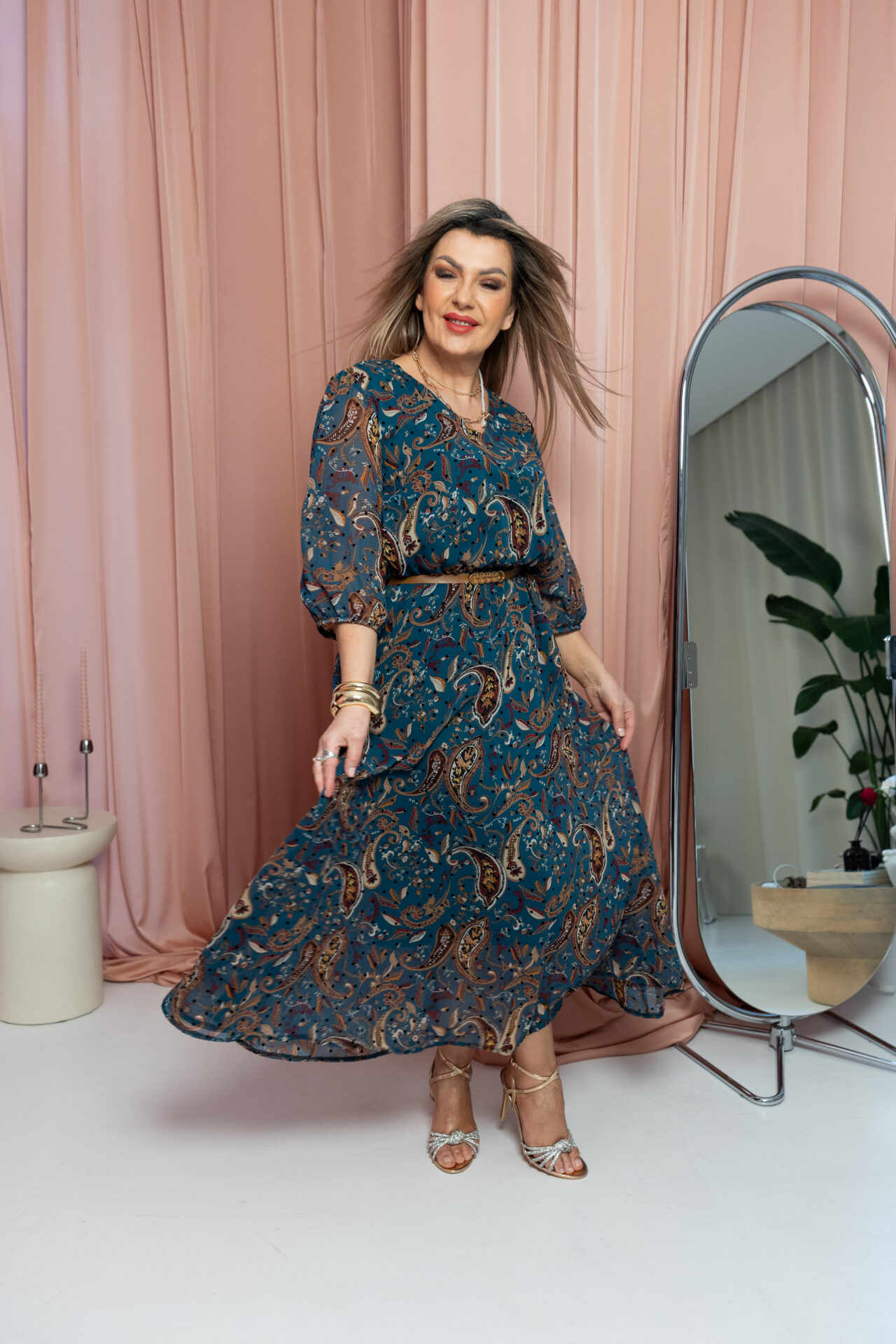 Sukienki duże rozmiary - odzież damska plus size