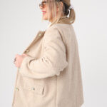 Przejściowa-damska-kurtka-bukla-plus-size-narzutka-beżowa-44-52 (2)