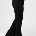 Spodnie-dzwony-plus-size-jeansowe-czarne-z-szerokimi-nogawkami (2)