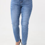 Spodnie-jeansowe-damskie-plus-size-rurki-push-up (2)