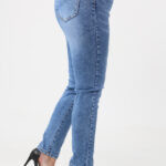 Spodnie-jeansowe-damskie-plus-size-rurki-push-up (3)