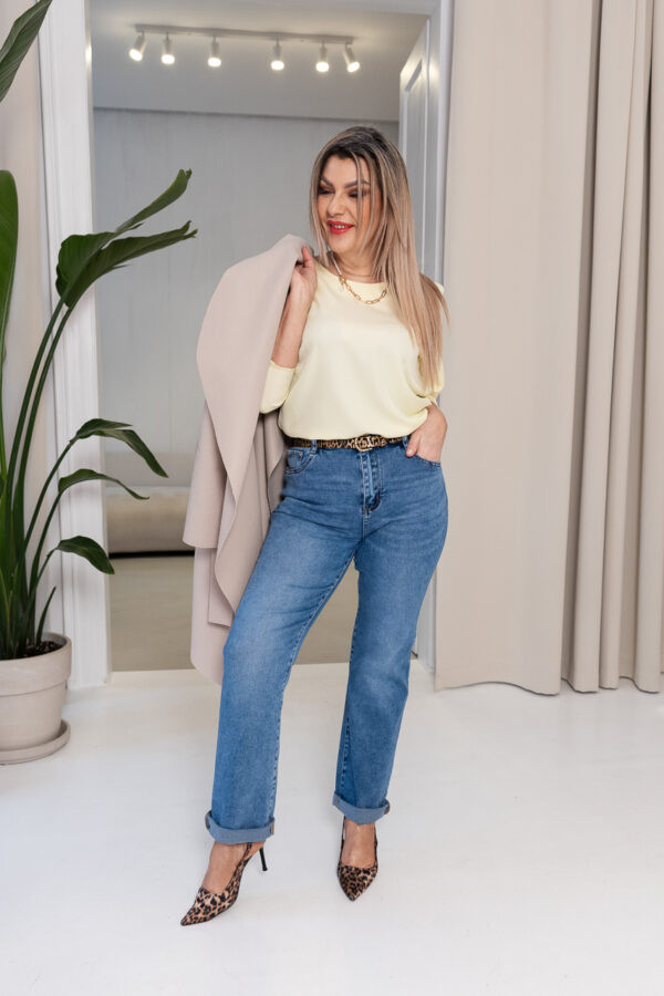 Spodnie jeansy mom fit plus size z podwiniętą nogawką 42-50